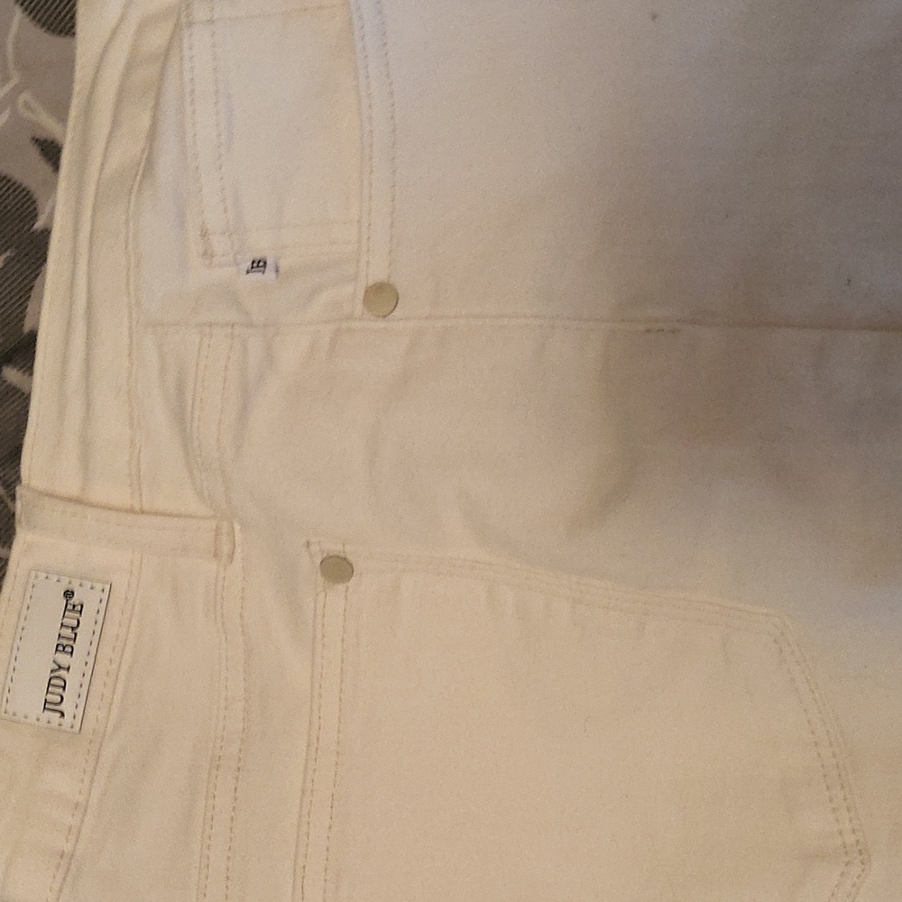 Judy Blue White Boyfriend Jeans